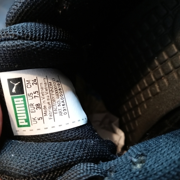 Puma Arial womens Size 7.5 Black/White Casual Running Shoes 4600001033. 314pm - Picture 9 of 10